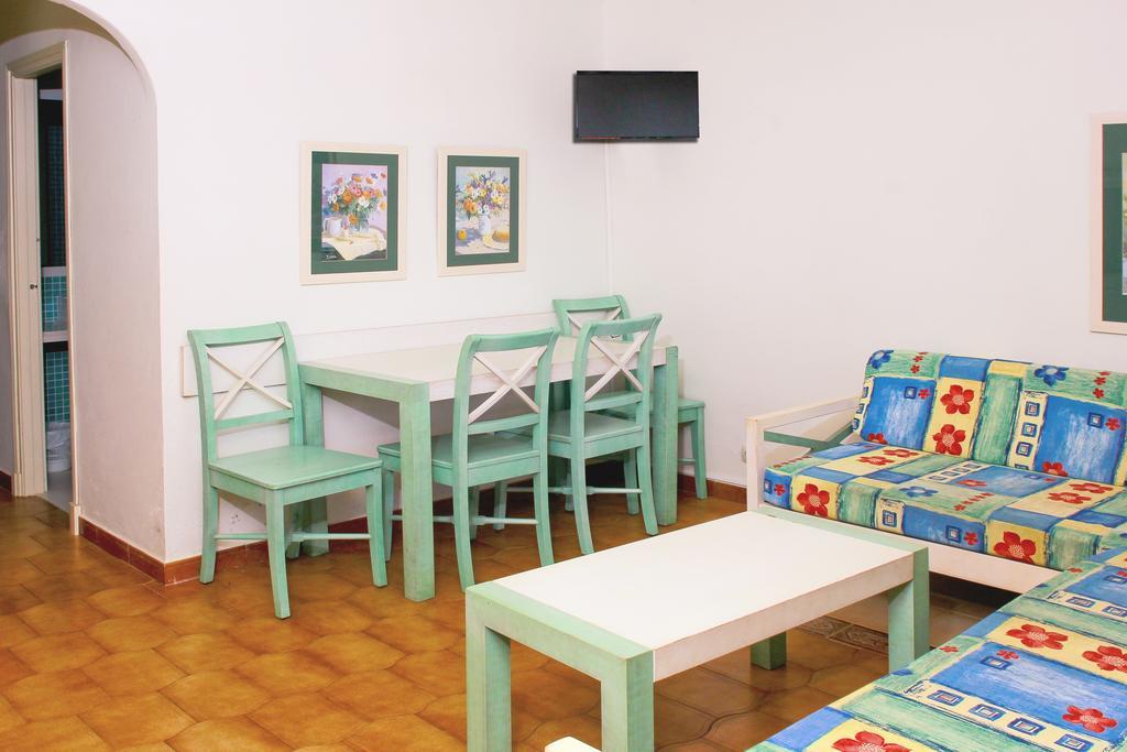 Apartamentos Son Bou Gardens By Menorcarentals Quarto foto