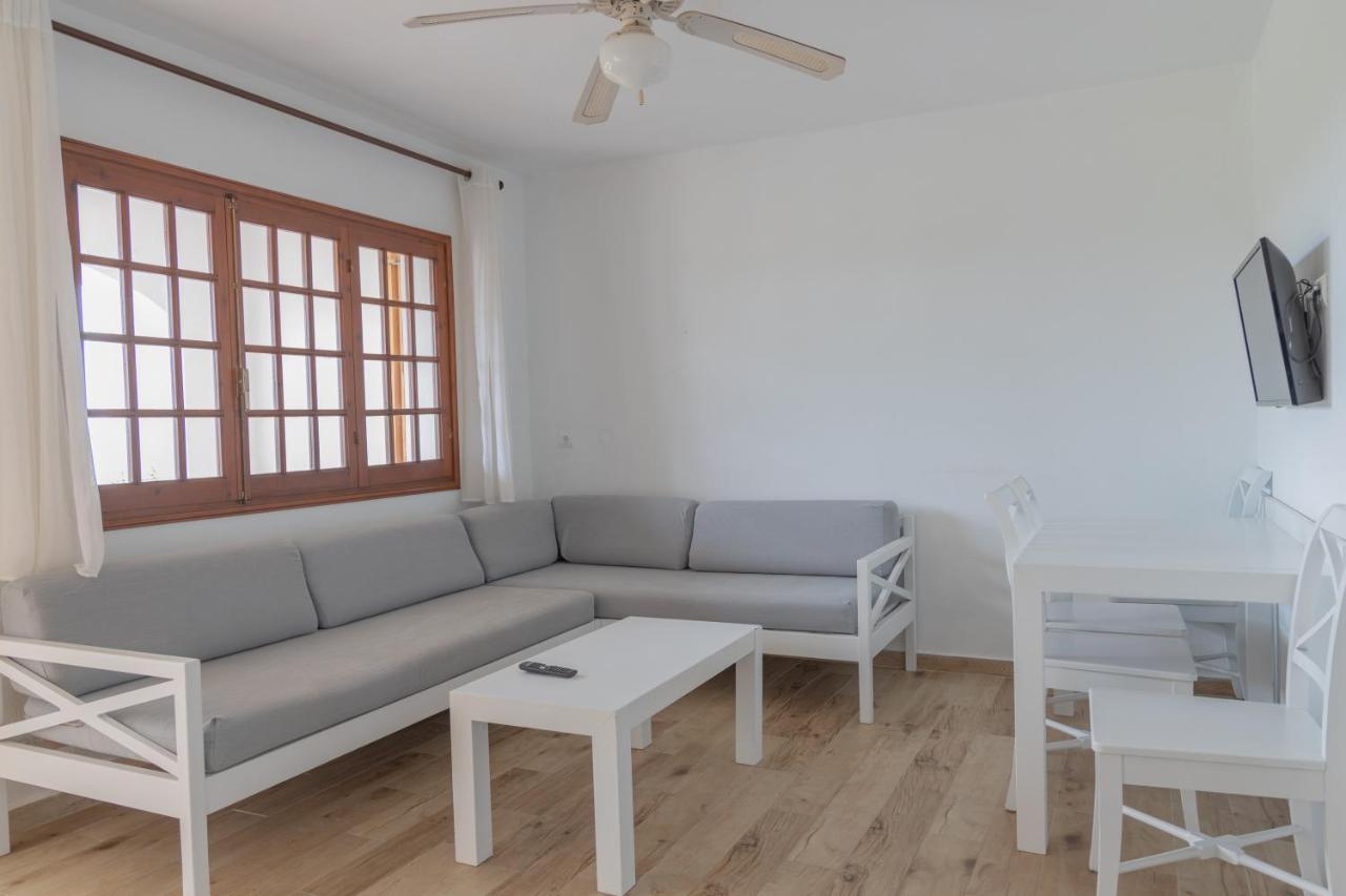 Apartamentos Son Bou Gardens By Menorcarentals Exterior foto